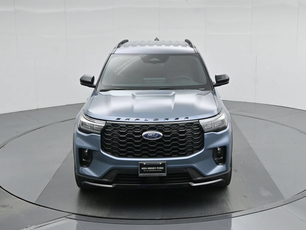 New 2026 Ford Explorer ST-Line w/ ST-Line Street Pack AWD/4WD image 40