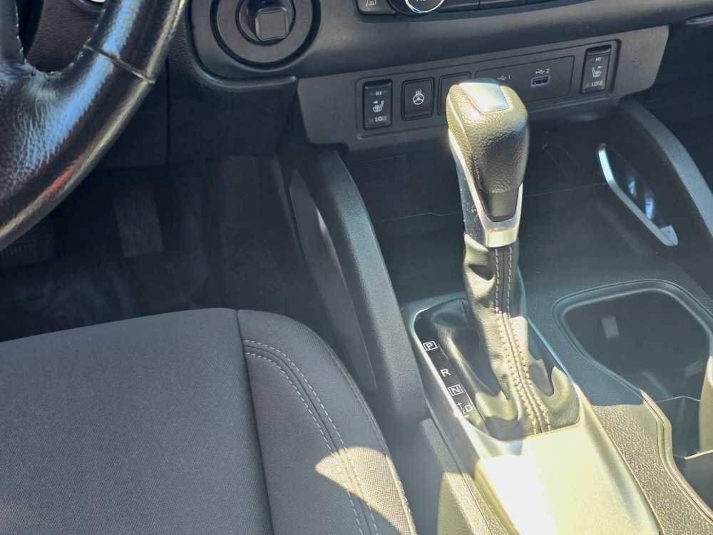 Used 2023 Nissan Frontier SV w/ SV Convenience Package RWD image 23