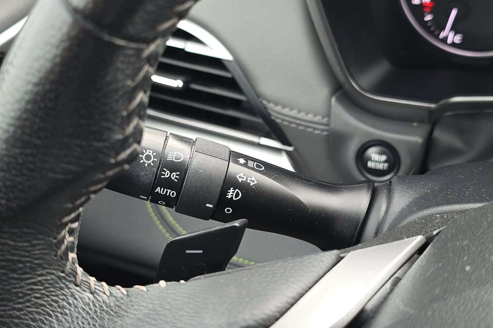 Used 2021 Subaru Outback Onyx Edition XT w/ Popular Package #2 image 36