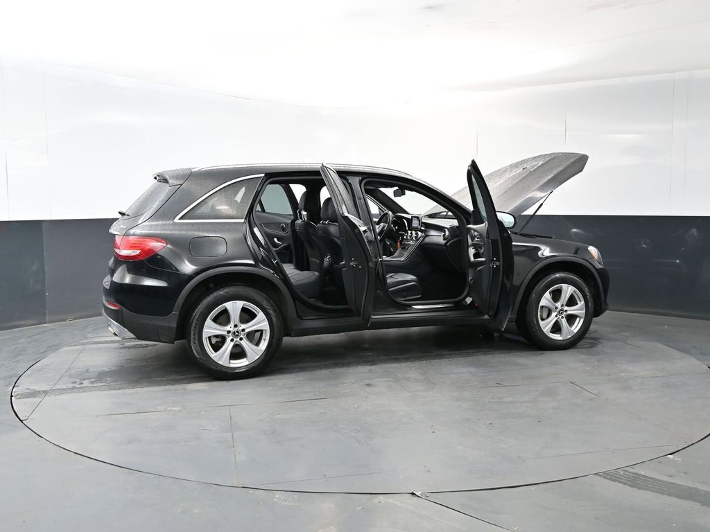 Used 2018 Mercedes-Benz GLC 300 4MATIC image 16