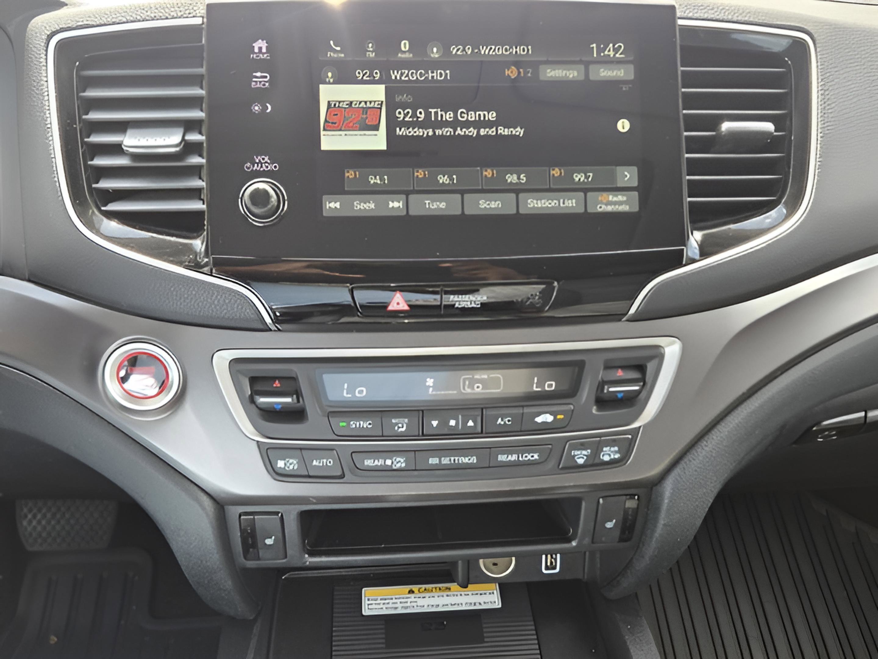 Used 2022 Honda Pilot Special Edition image 15