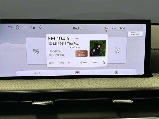 Used 2025 Genesis GV80 2.5T Prestige image 19