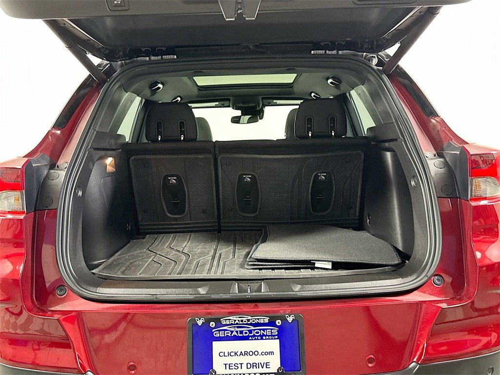 Used 2021 Chevrolet TrailBlazer RS w/ Sun and Liftgate Package image 16