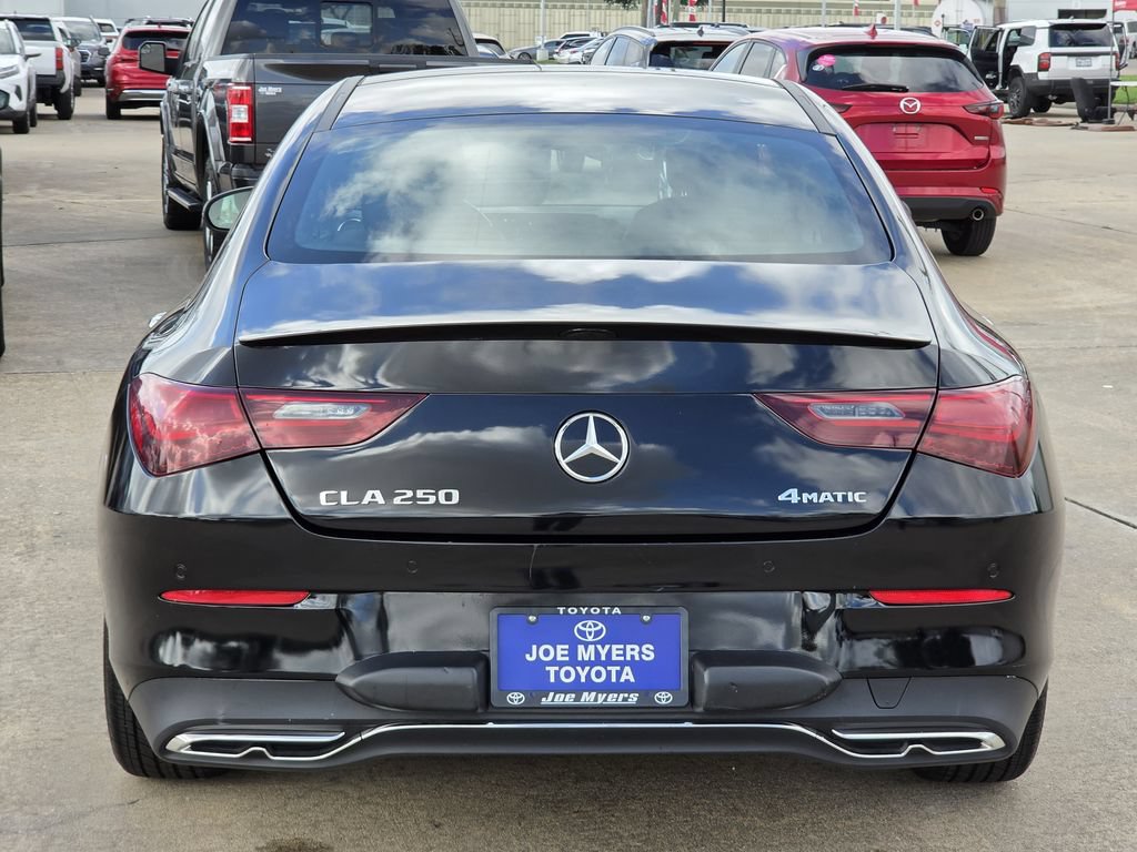 Used 2025 Mercedes-Benz CLA 250 4MATIC w/ Exclusive Package image 8