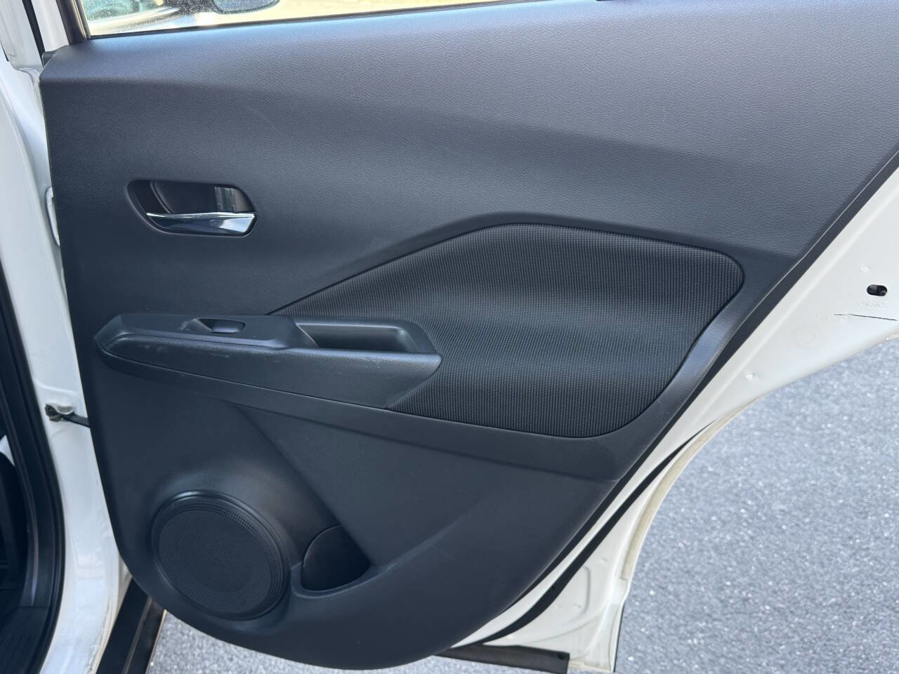 Used 2023 Nissan Kicks SV FWD image 53