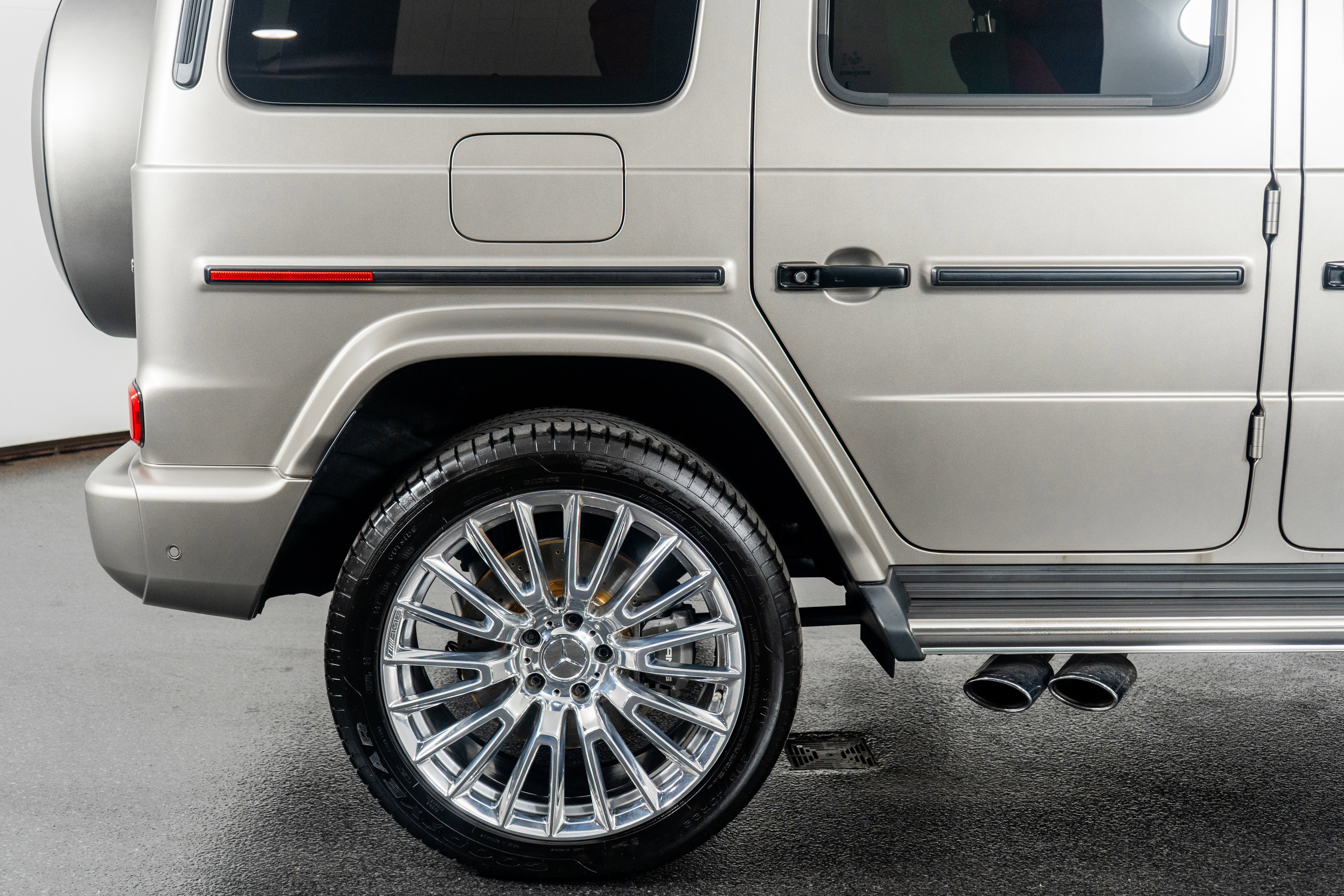 Used 2025 Mercedes-Benz G 63 AMG 4MATIC image 6