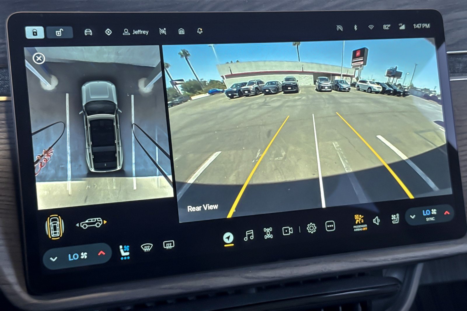 Used 2024 Rivian R1S Adventure AWD/4WD image 20