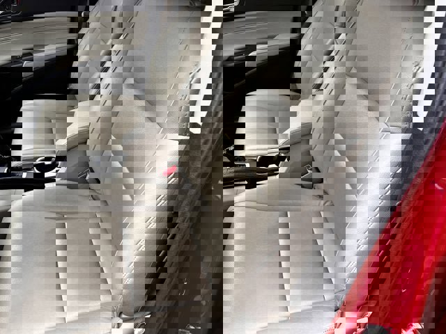 Used 2017 Acura ILX FWD image 8