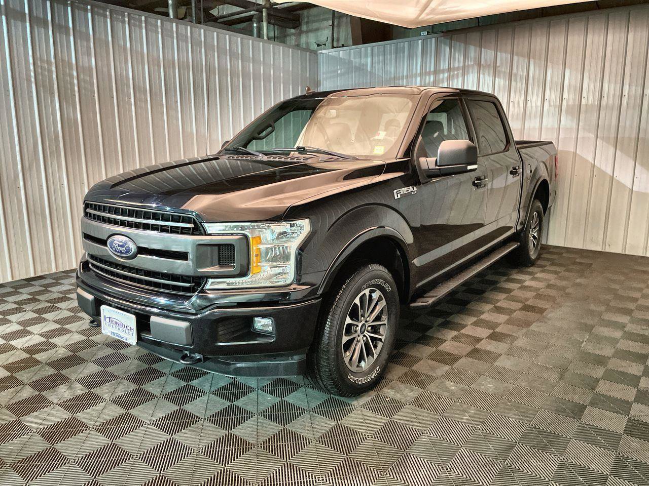 Used 2019 Ford F150 XLT w/ Equipment Group 302A Luxury image 4
