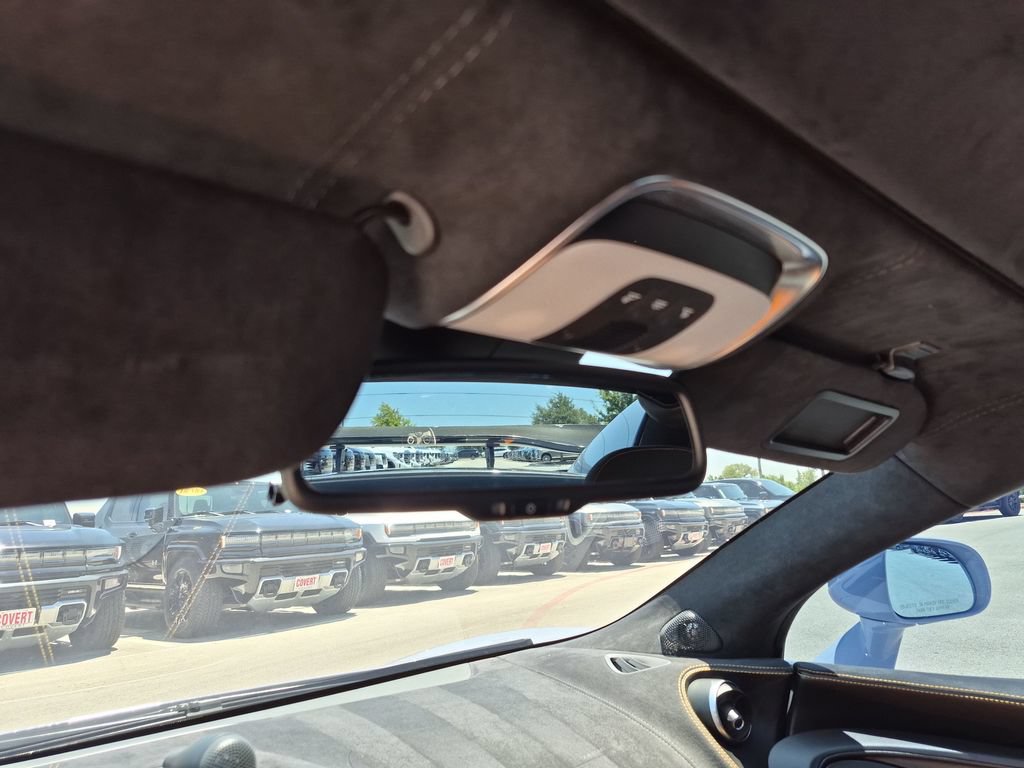 Used 2018 McLaren 570S Spider RWD image 28