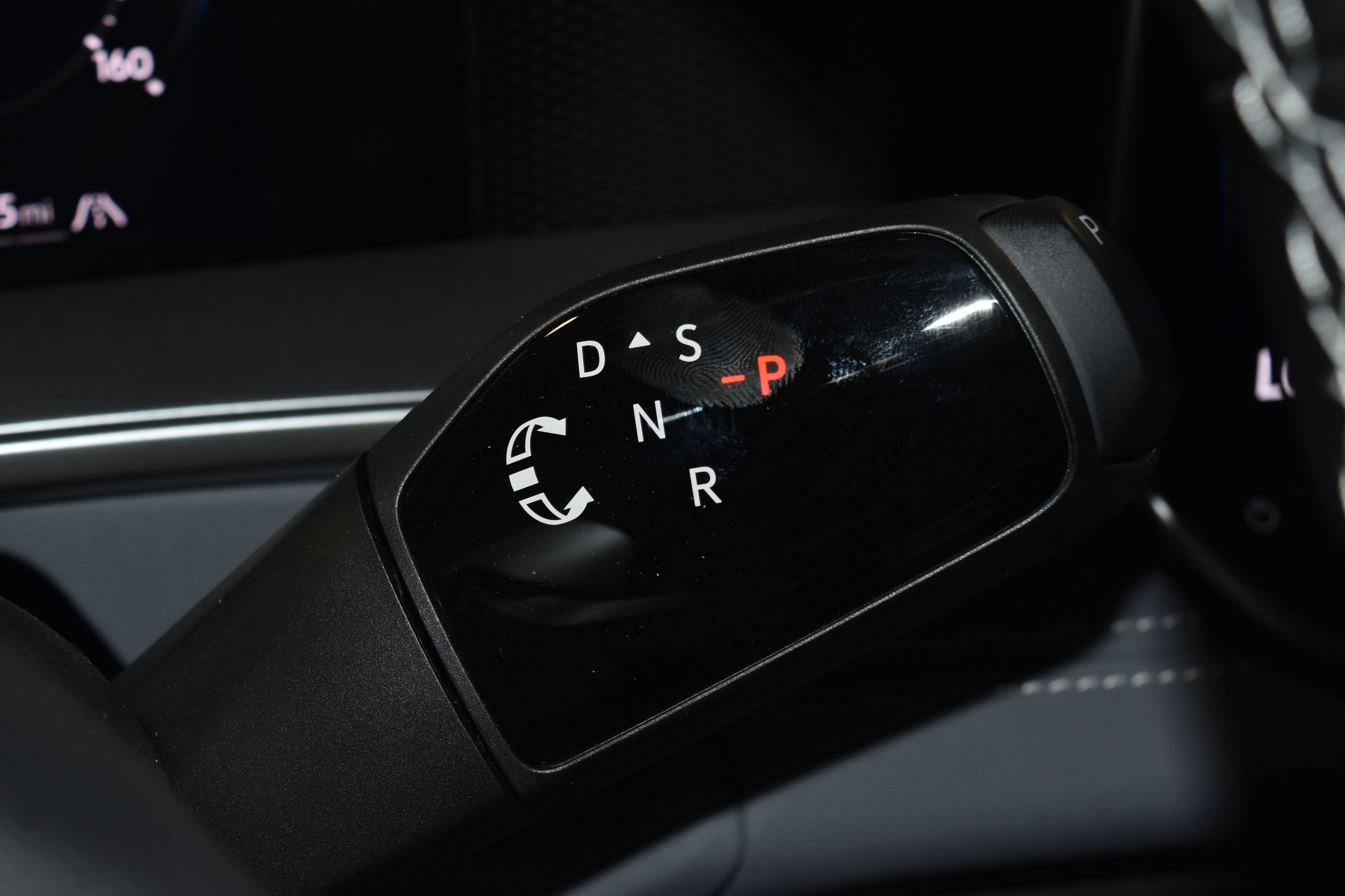 New 2026 Volkswagen Tiguan SE AWD/4WD image 14