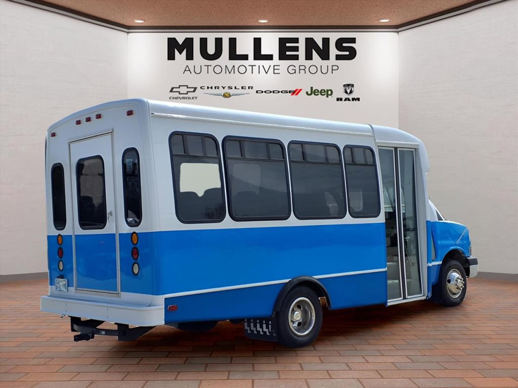 Used 2005 Chevrolet Express 3500 w/ RV Package image 5