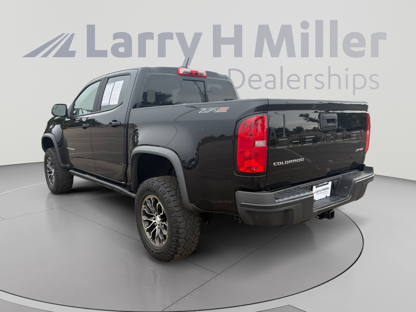 Used 2022 Chevrolet Colorado ZR2 AWD/4WD image 4