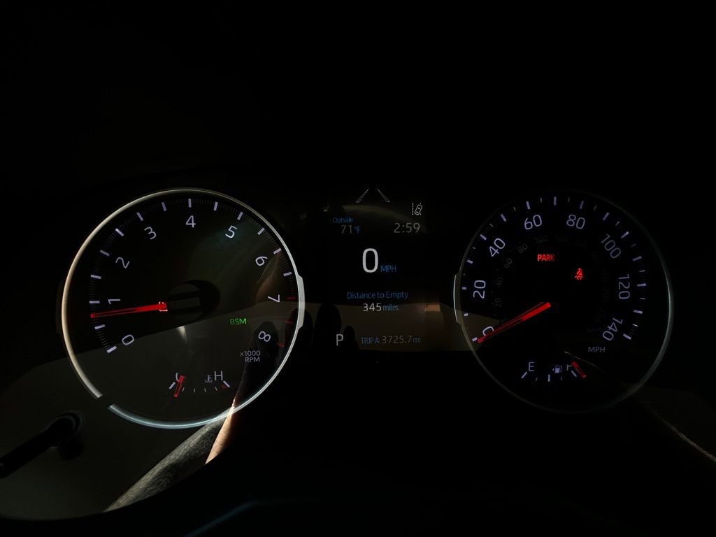 Used 2019 Toyota RAV4 LE image 11