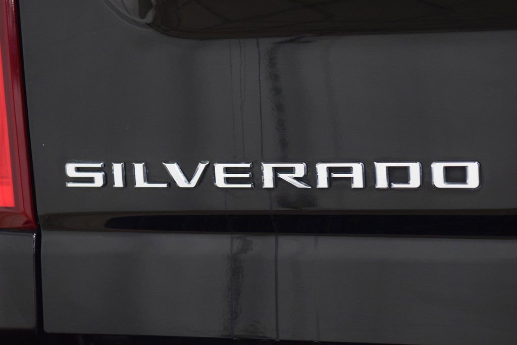 Used 2023 Chevrolet Silverado 2500 High Country w/ Z71 Off-Road Package image 22