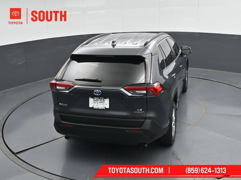 Used 2021 Toyota RAV4 LE AWD/4WD image 42