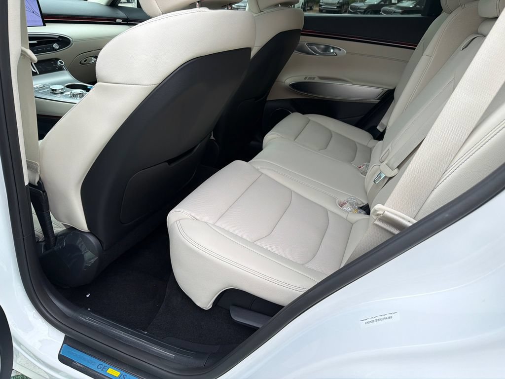 New 2027 Genesis GV70 2.5T Select AWD/4WD image 21