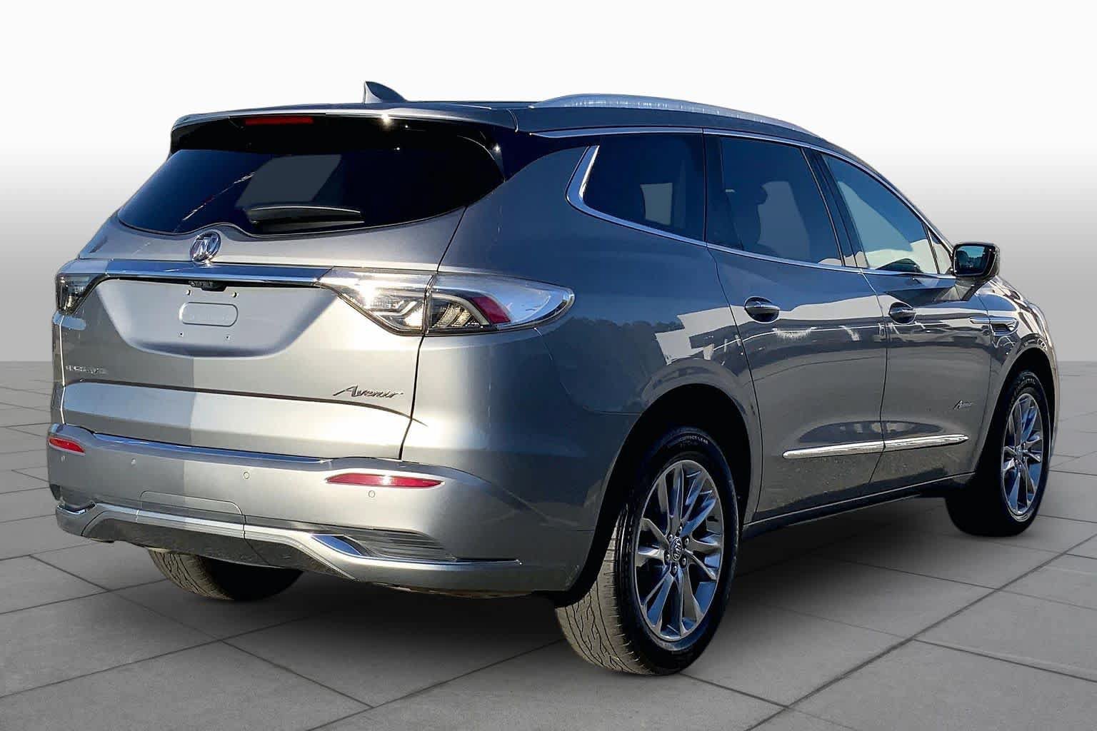 Used 2024 Buick Enclave Avenir w/ Avenir Technology Package FWD image 12