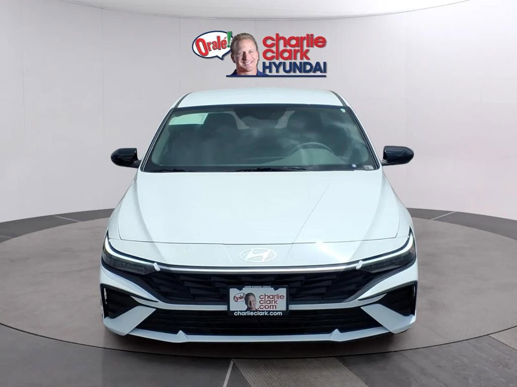 New 2026 Hyundai Elantra Sport FWD image 8