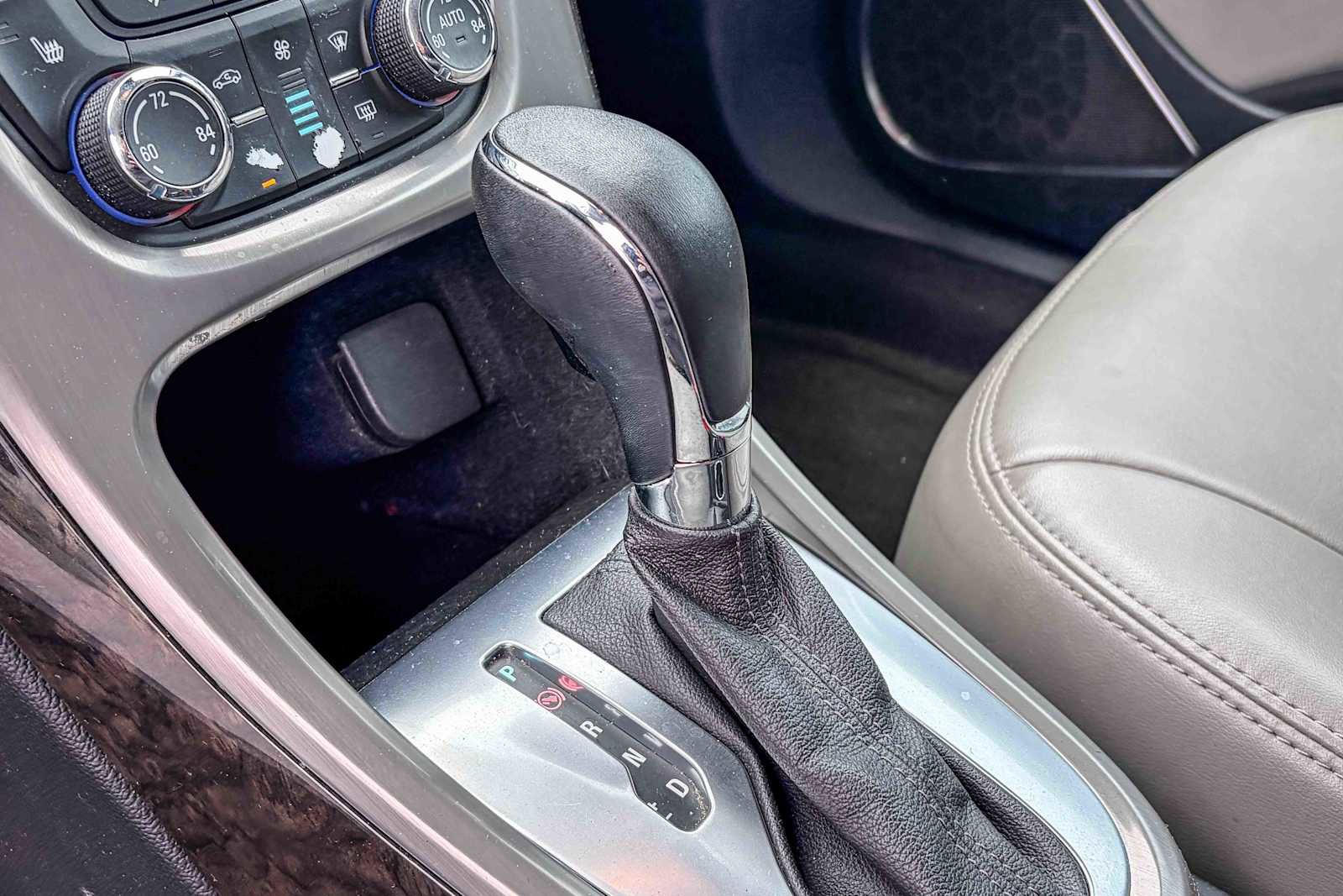 Used 2015 Buick Verano Convenience image 18