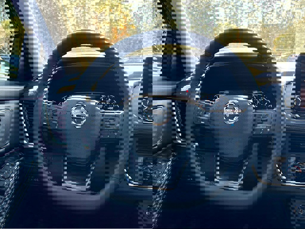 New 2026 Nissan Rogue SV image 18