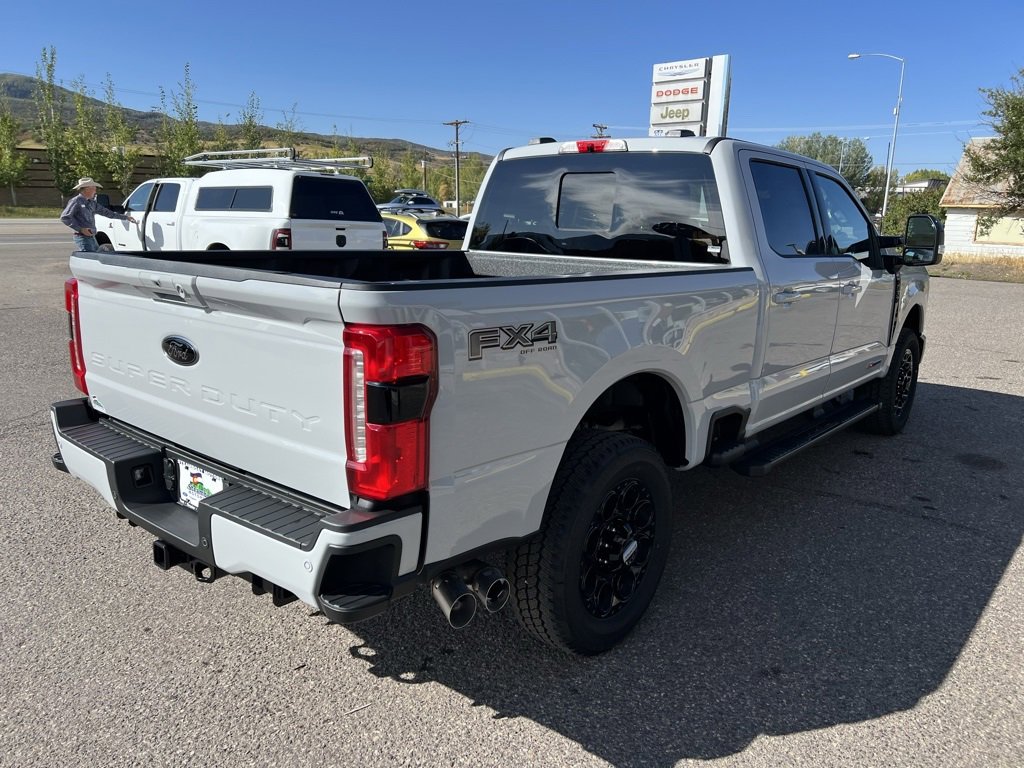 New 2026 Ford F350 4x4 Crew Cab Super Duty image 7