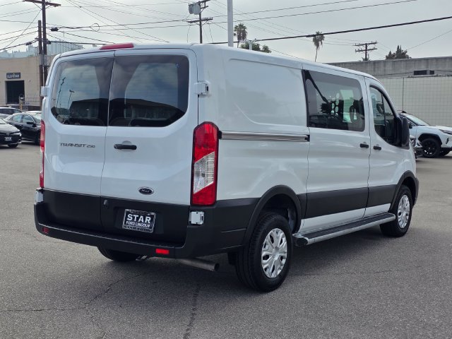 Used 2025 Ford Transit 250 Low Roof w/ Exterior Upgrade Package RWD image 4