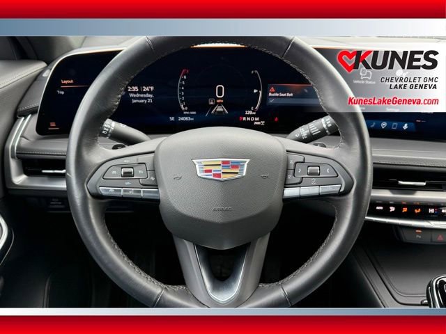 Used 2025 Cadillac XT4 Premium Luxury image 44
