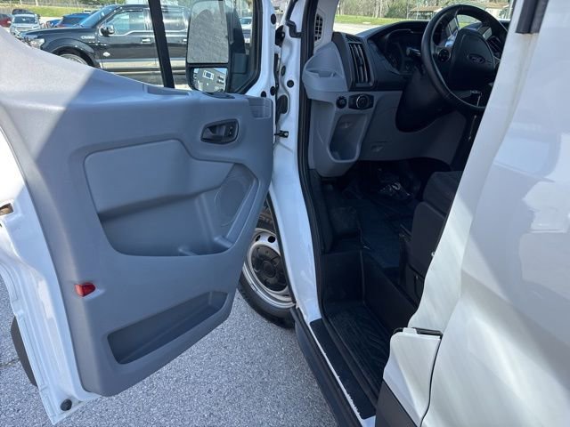 Used 2017 Ford Transit 350 XL RWD image 4