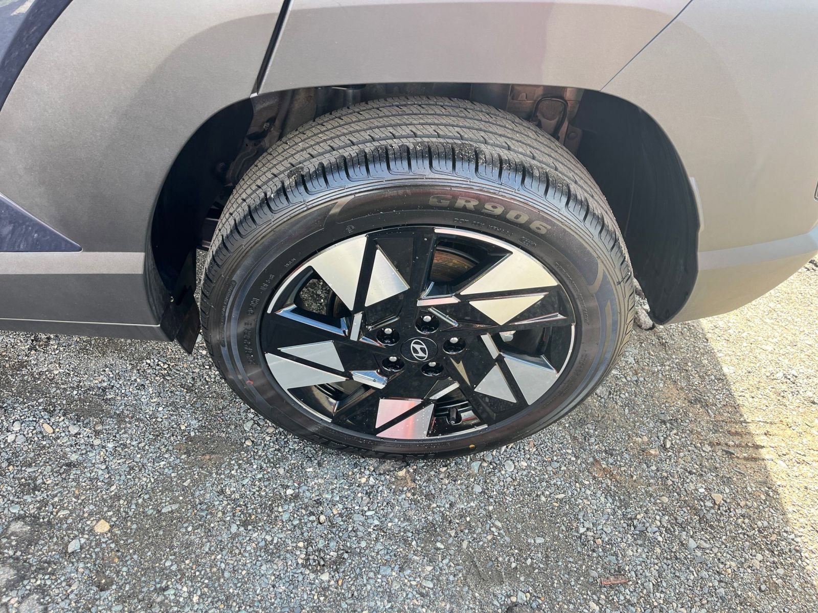 Used 2025 Hyundai Kona SEL image 30