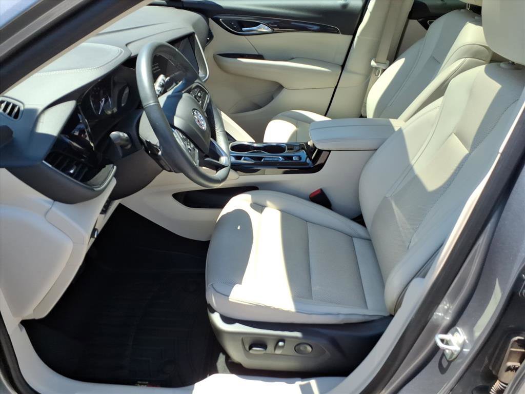 Used 2022 Buick Envision Essence w/ Technology Package I AWD/4WD image 12