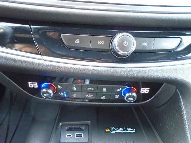 Certified 2022 Buick Enclave Avenir w/ LPO, Floor Liner Package AWD/4WD image 14