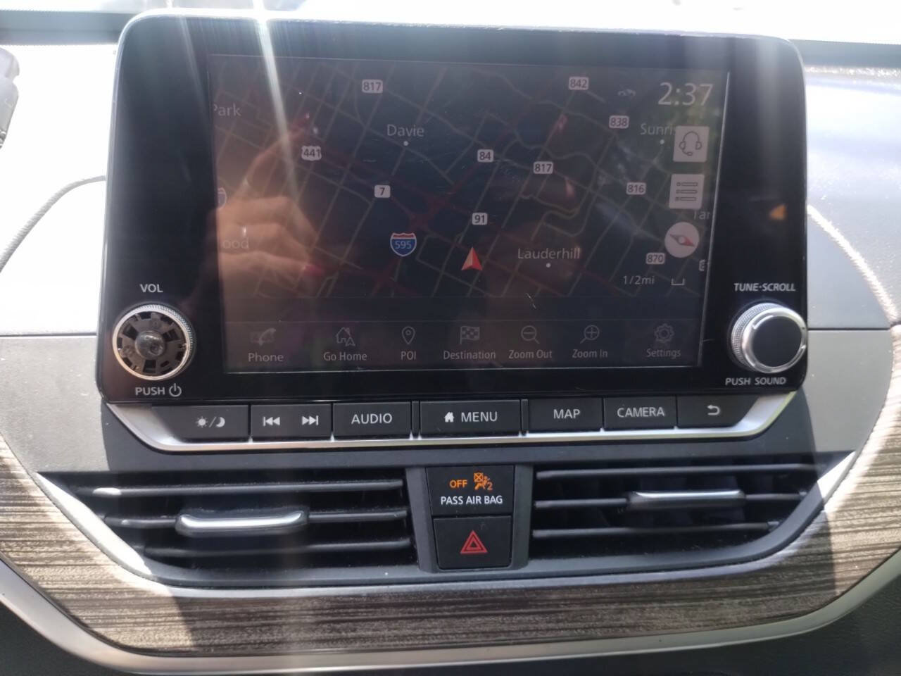Used 2019 Nissan Altima 2.5 SL FWD image 32