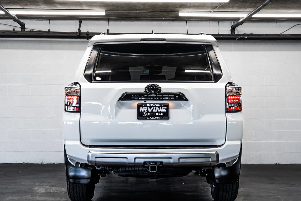 Used 2024 Toyota 4Runner TRD Off-Road Premium w/ Moonroof Package AWD/4WD image 4