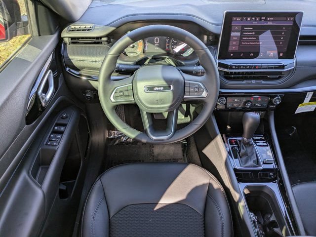 New 2026 Jeep Compass Latitude AWD/4WD image 14