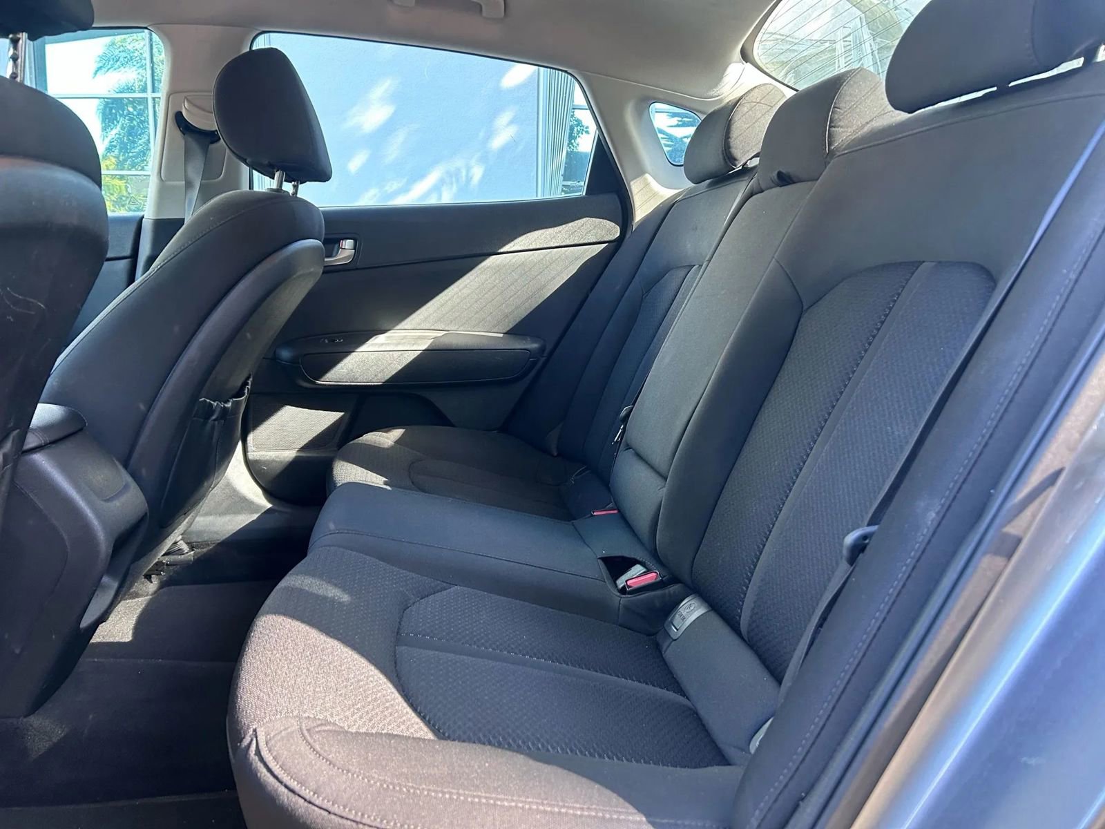 Used 2018 Kia Optima LX image 19