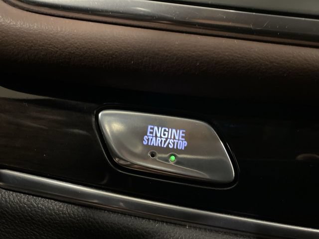 Used 2020 Buick Enclave Avenir w/ Avenir Technology Package AWD/4WD image 9