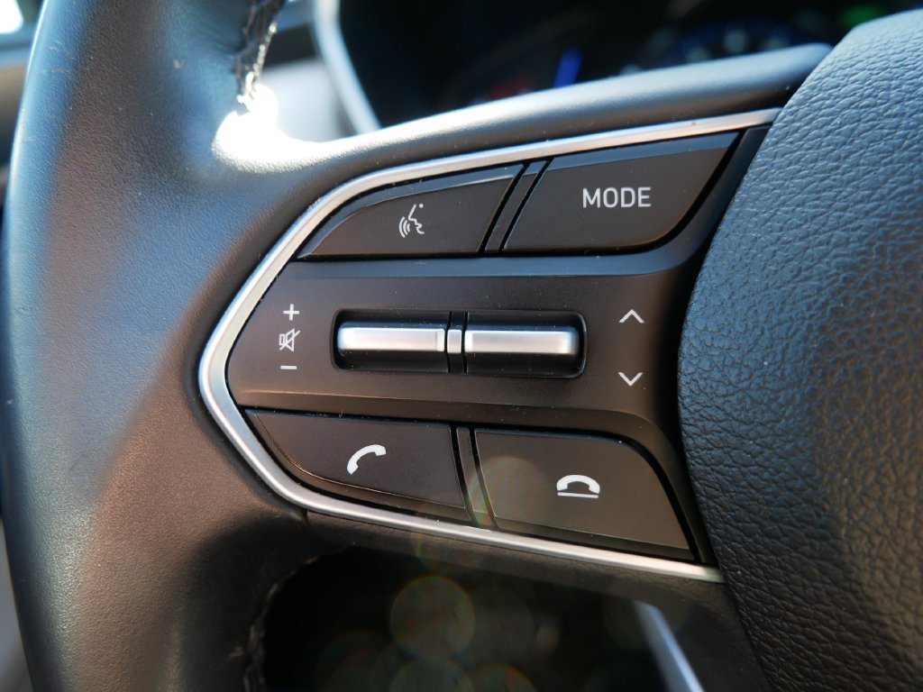 Used 2019 Hyundai Santa Fe Limited AWD/4WD image 27