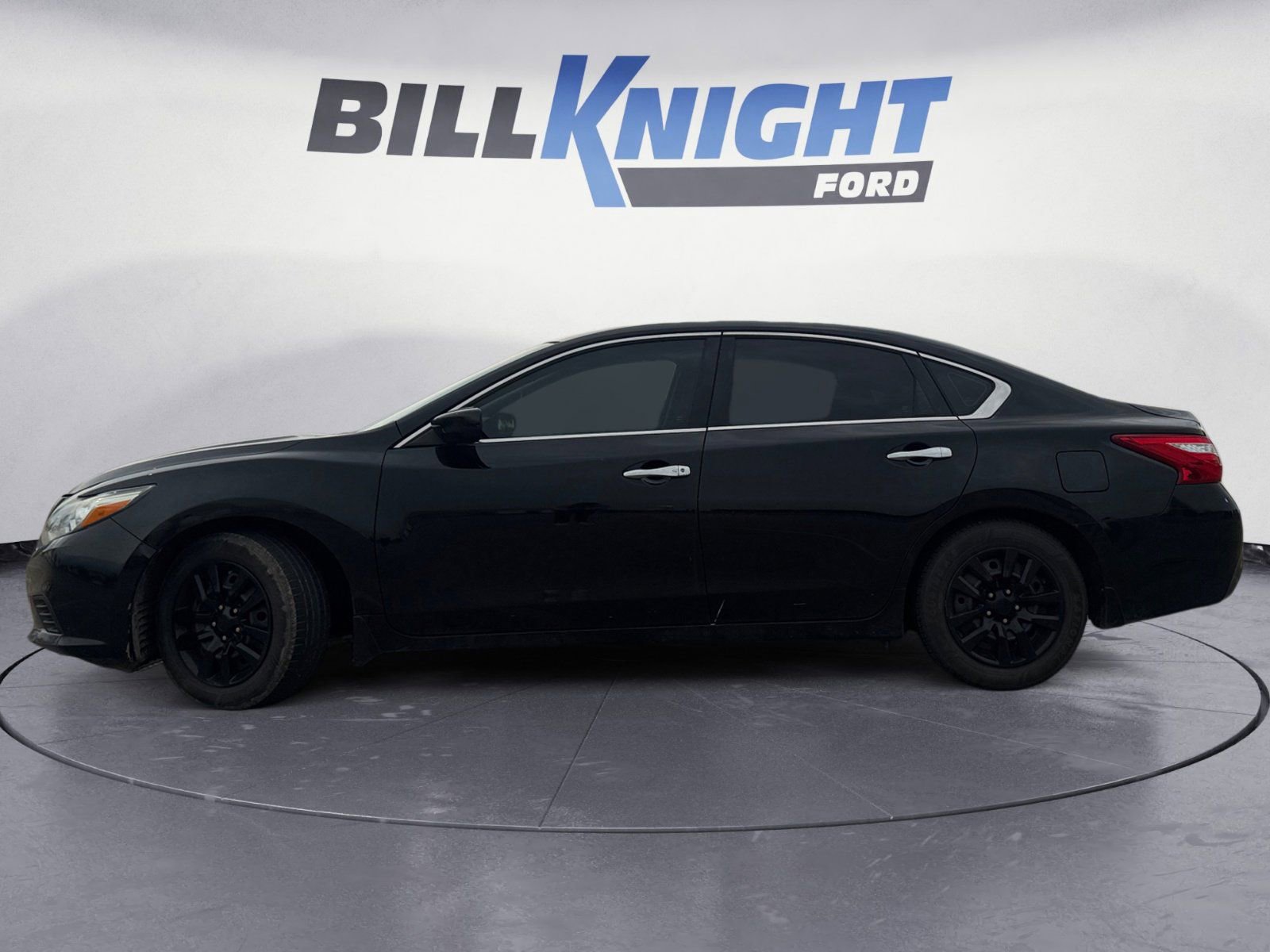 Used 2017 Nissan Altima 2.5 S w/ Power Driver Seat Package image 2