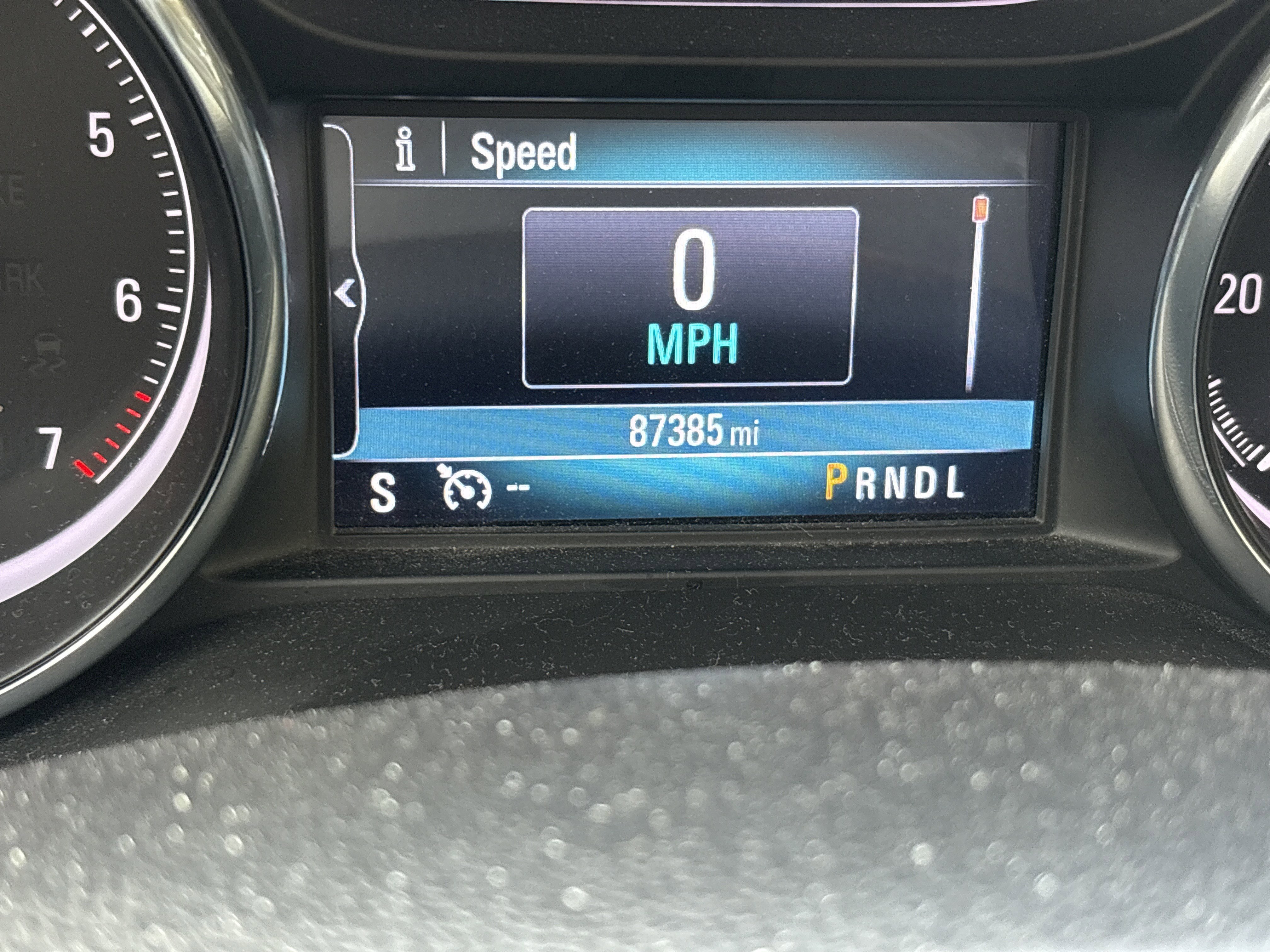 Used 2019 Buick Envision Essence FWD image 22