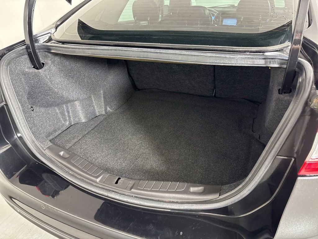 Used 2014 Ford Fusion Titanium image 17