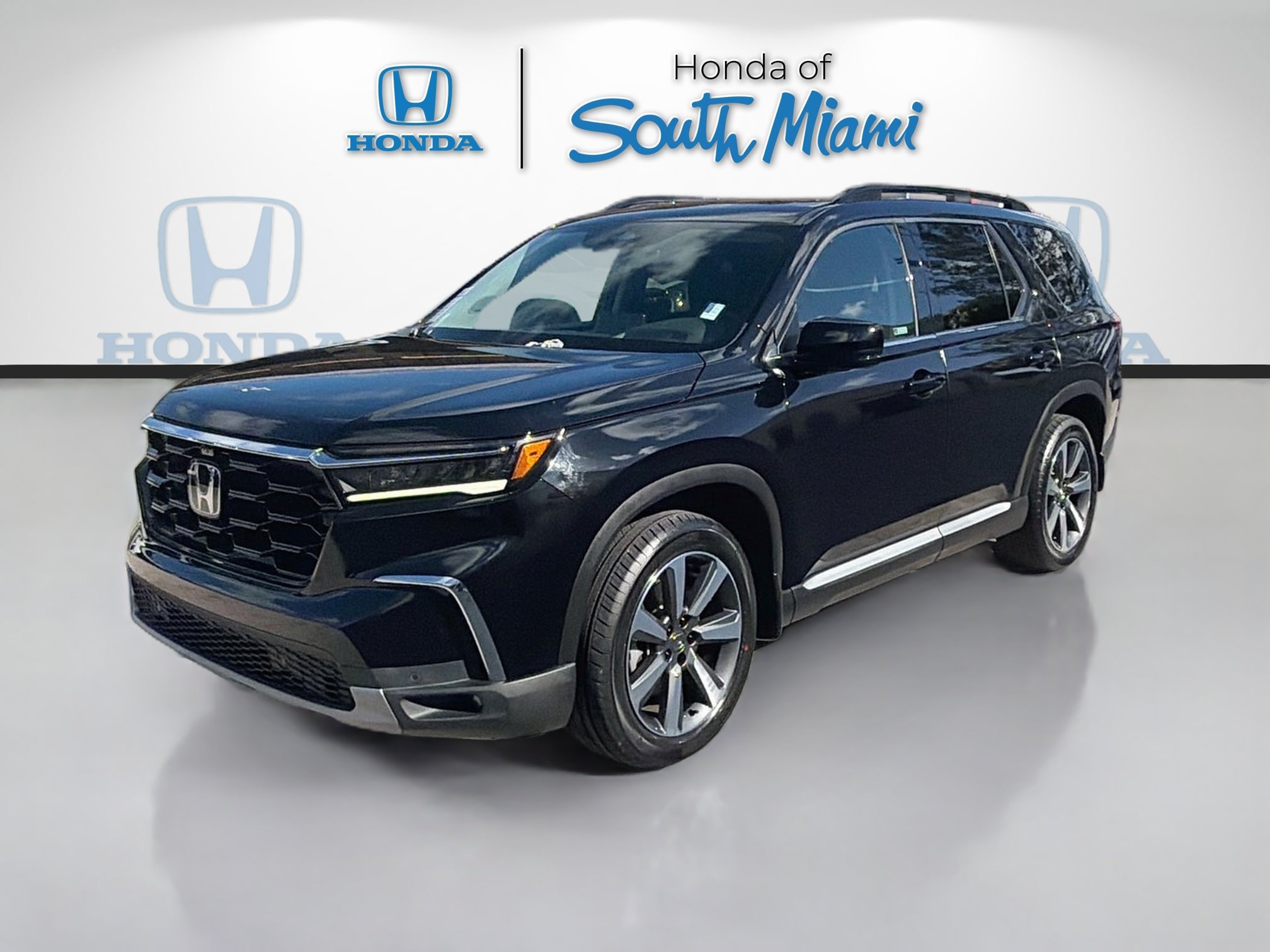 Certified 2023 Honda Pilot Elite image 3
