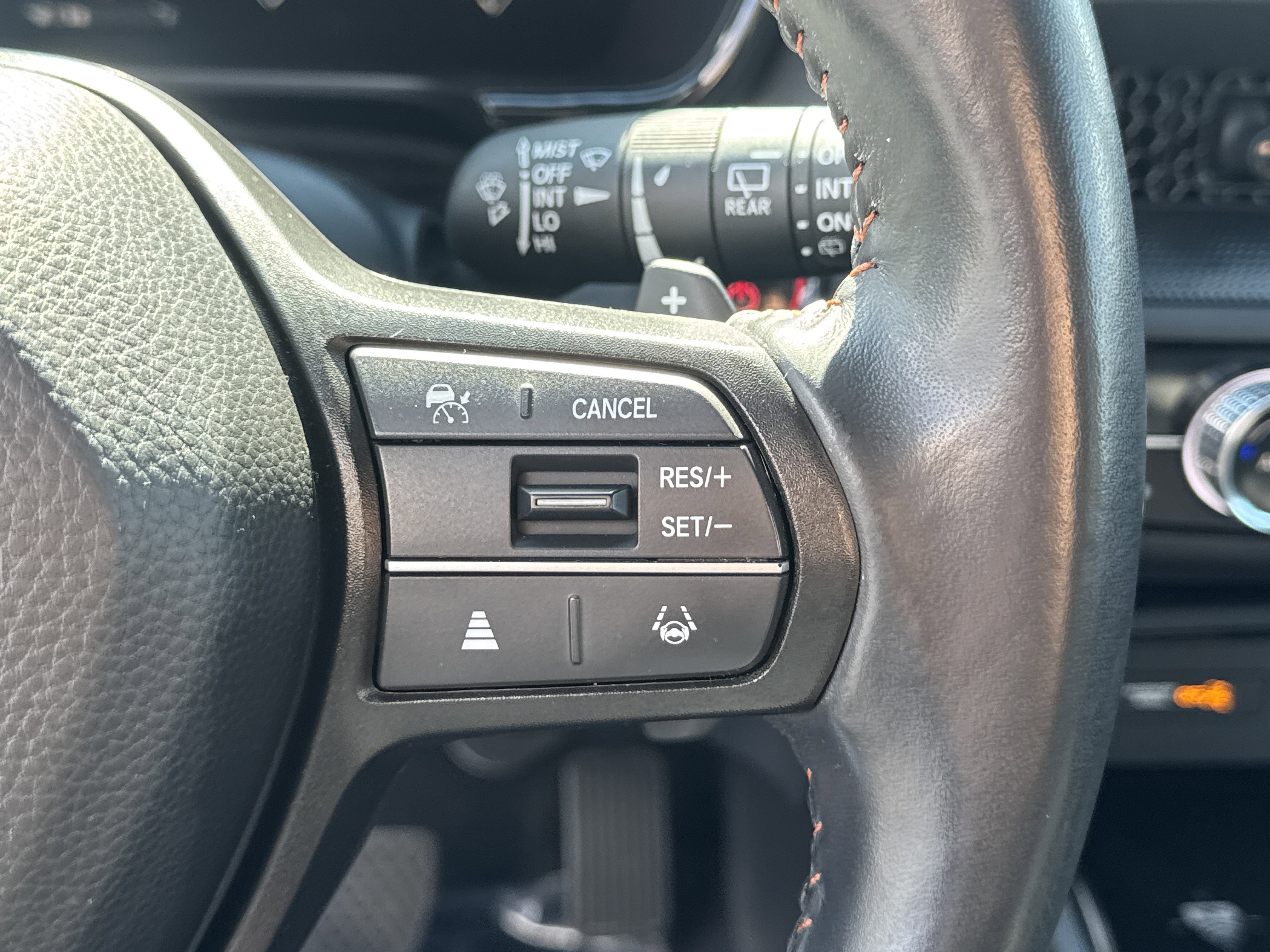 Used 2025 Honda CR-V Sport-L image 26