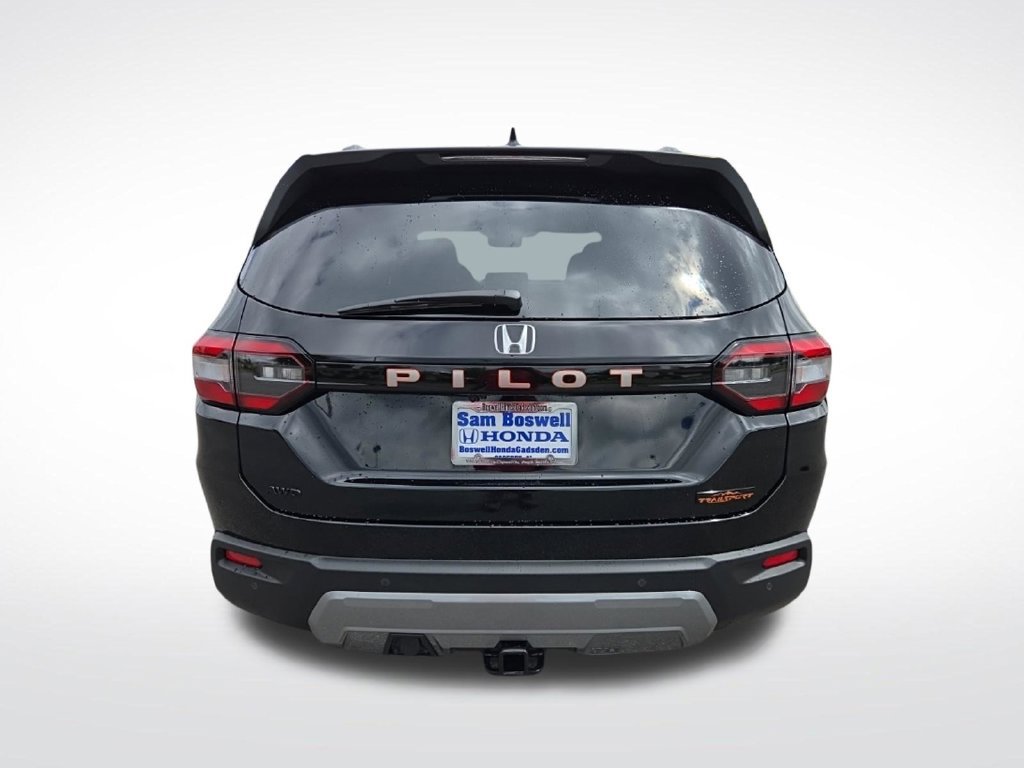 New 2026 Honda Pilot TrailSport image 5
