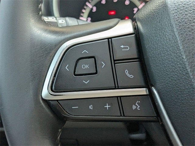 Used 2022 Toyota Highlander XLE image 28