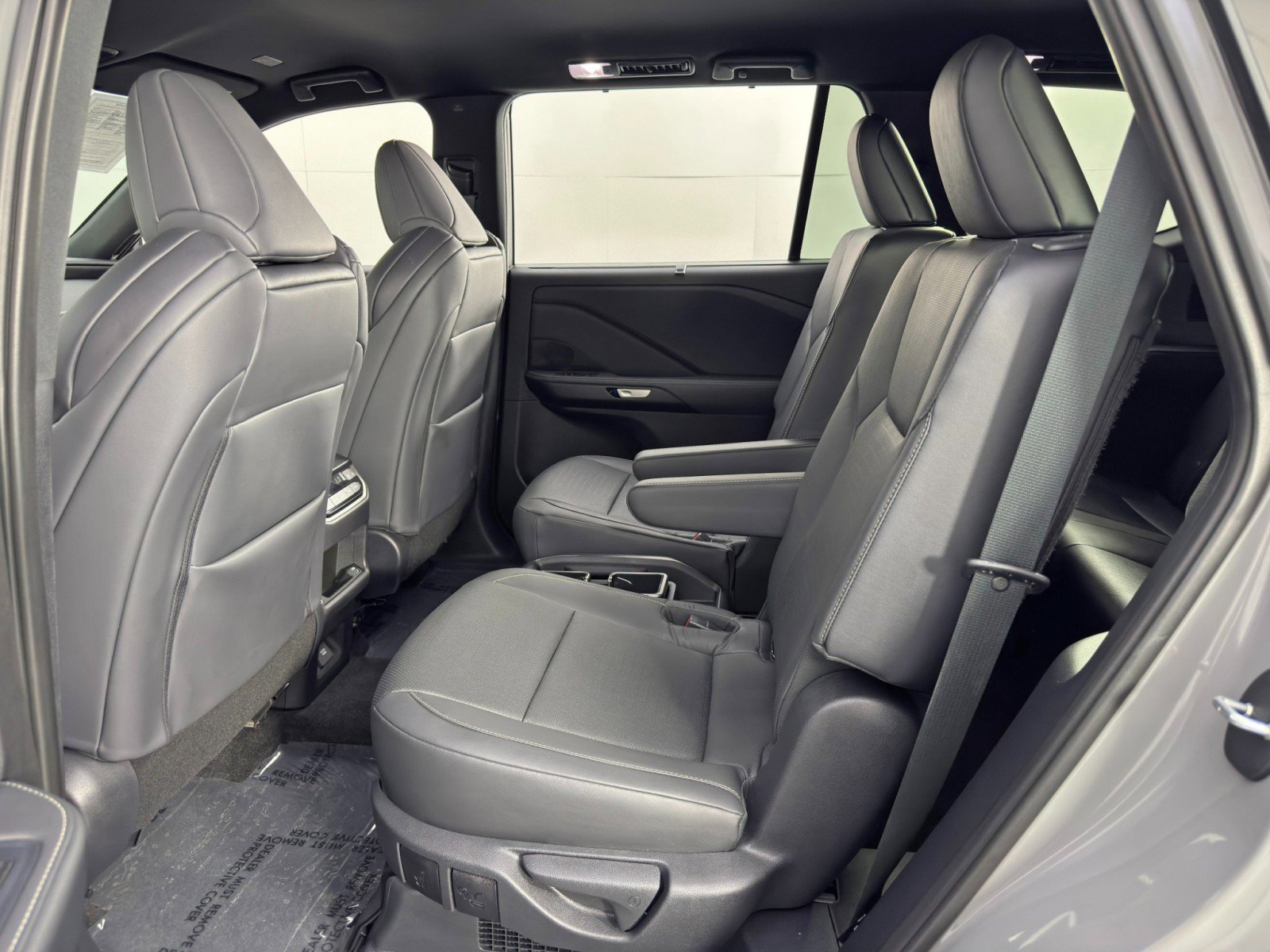 Used 2025 Lexus TX 500h AWD w/ Technology Package image 42