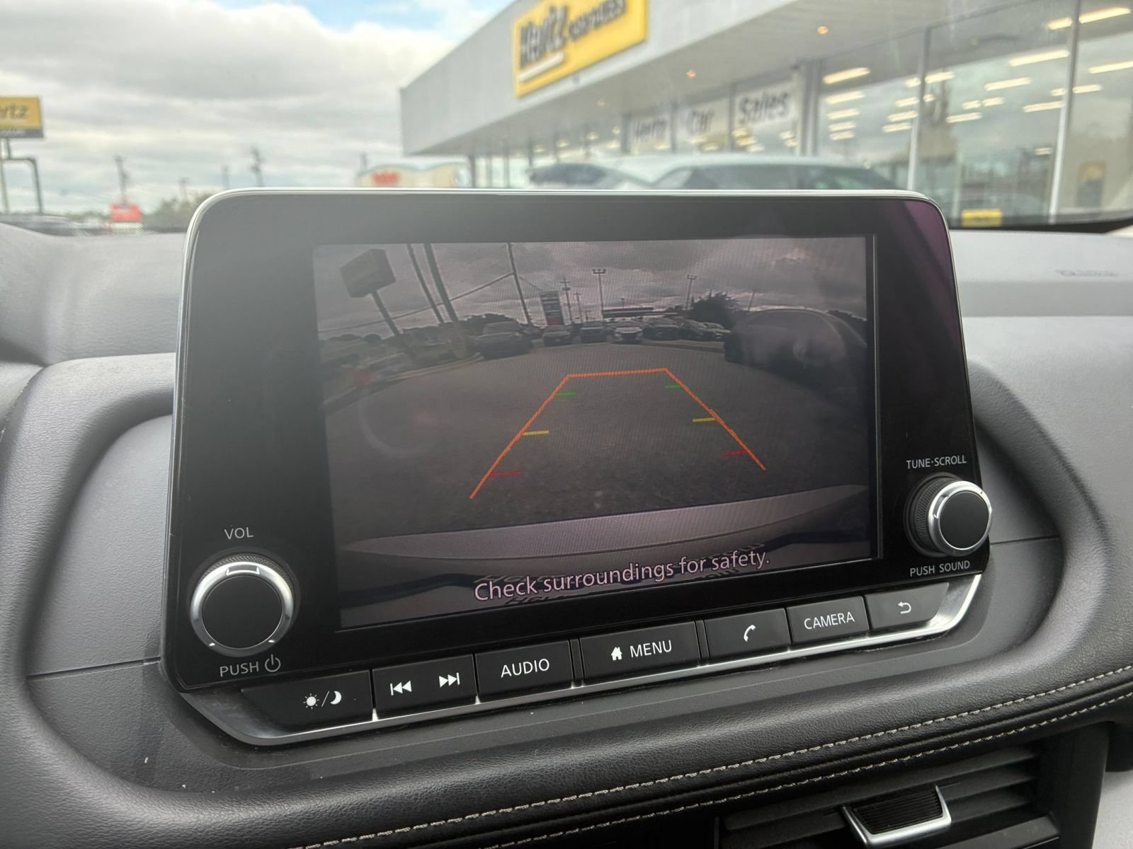Used 2025 Nissan Rogue SV AWD/4WD image 20