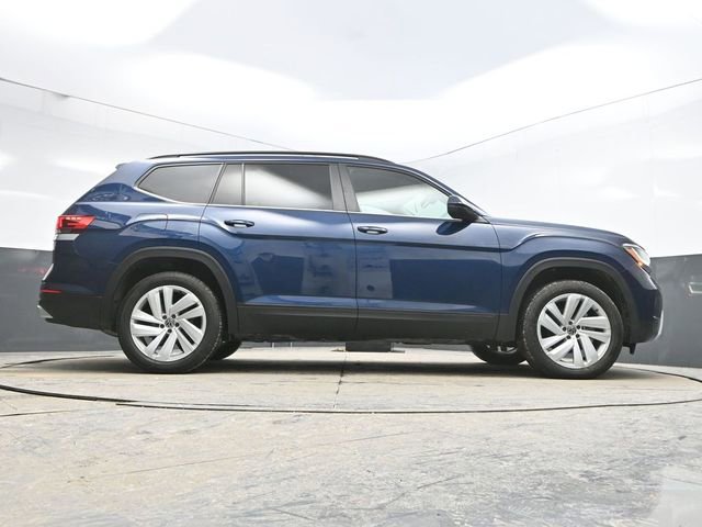 Used 2023 Volkswagen Atlas SE w/ Black Wheel Package AWD/4WD image 24
