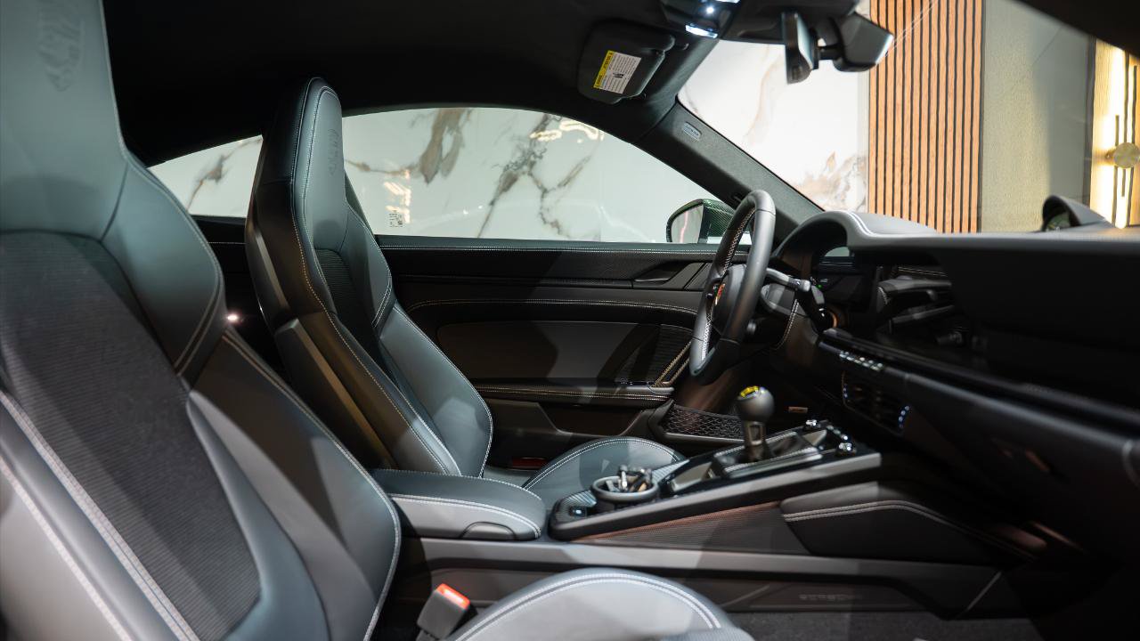 Used 2026 Porsche 911 GT3 RWD image 40