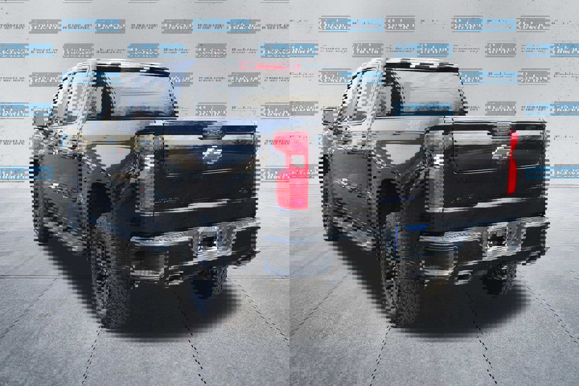 Used 2025 Chevrolet Silverado 1500 Custom Trail Boss w/ Dark Appearance Package image 13